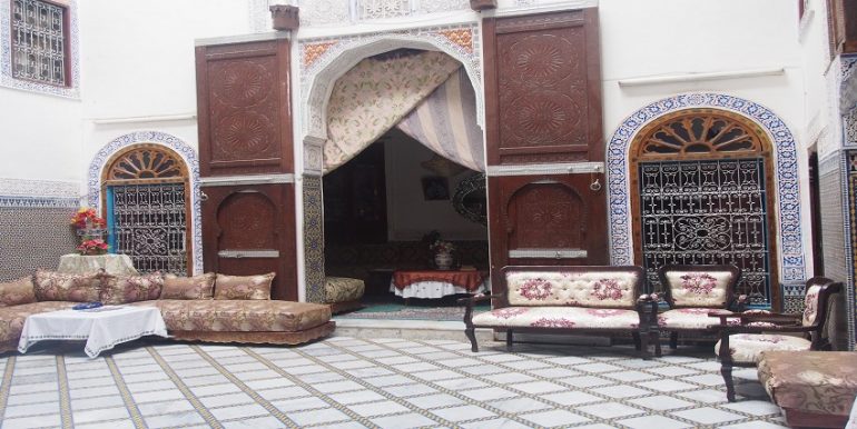 Une maison traditionnelle de 220 m² au sol à vendre