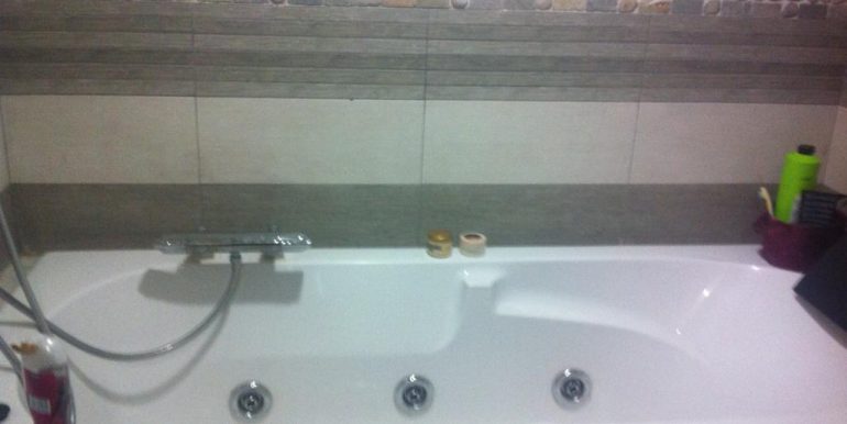 d5464834-90a5-4404-8a89-f89572a2dc3d