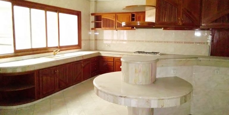 dd9eb569-ddc1-4fa9-8ec3-b985a19c9831