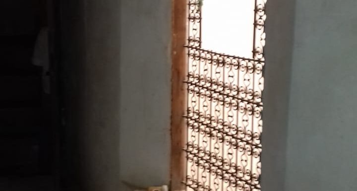 101ba259-d85b-4709-8de5-5de3f784cb16