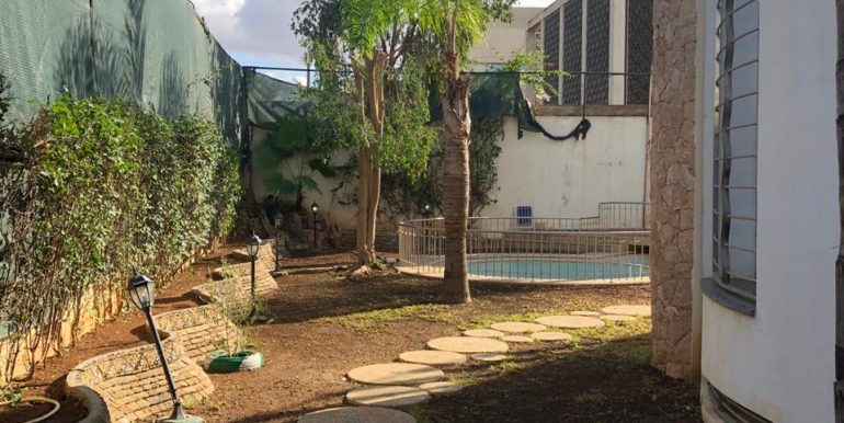 1b097517-8f12-4020-989a-0b9f2e2af564