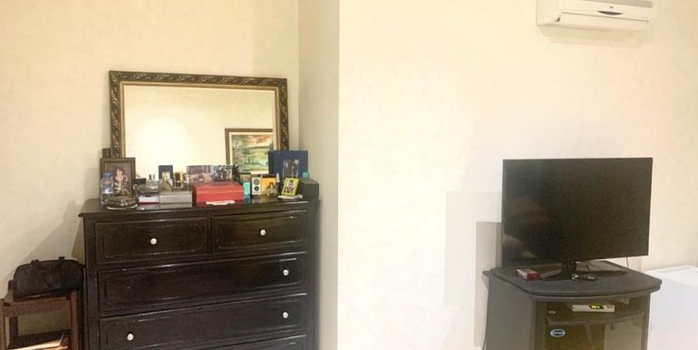 efe09a2b-cbbc-4ec4-b28b-feb033b6c496