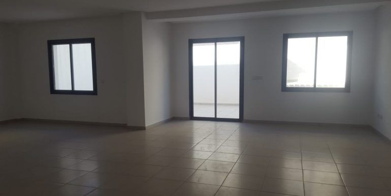 ec8d9aaa-3163-4fbf-a8b6-3fb45e63d119