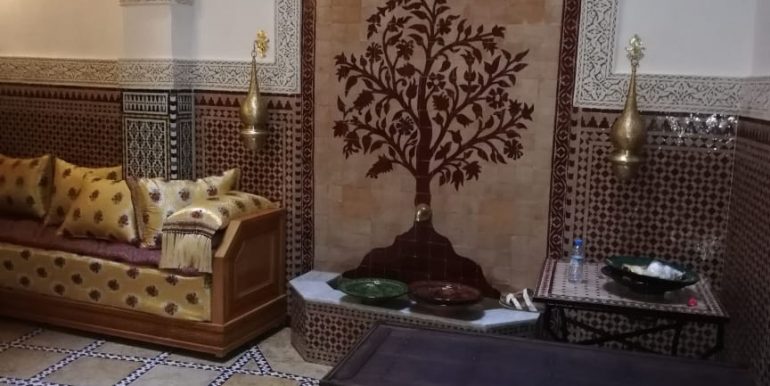 44da123a-a690-49eb-ad74-d6b3fc13c8ba