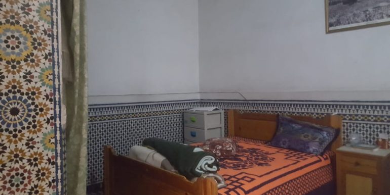 b3247f50-e068-4abf-8118-b2a54df802e8