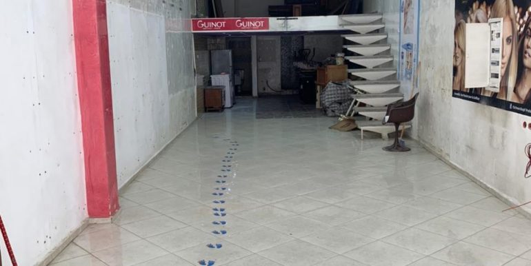 b86e56de-b7d2-4cdb-9d61-82bf6428f08b