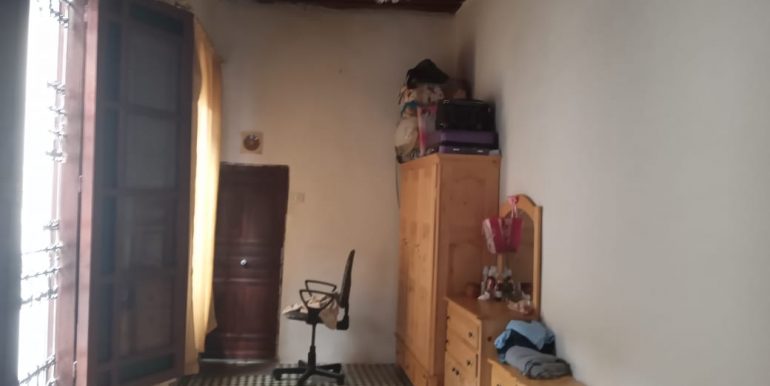 88533624-2b8a-43a9-ad81-602faaa866d2