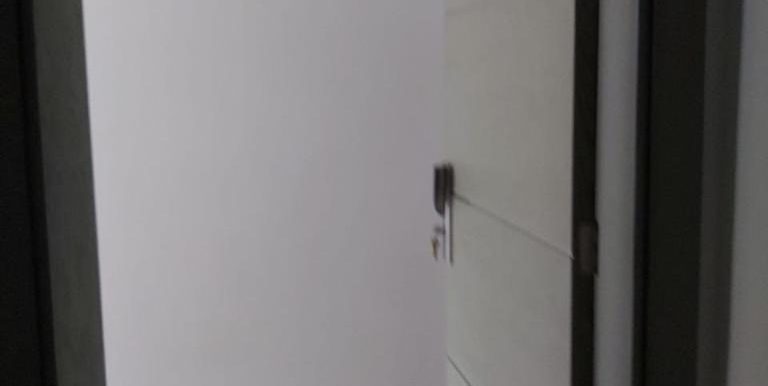 f5fa4ddd-1ee4-47e0-bb11-f3a3d089bbc5