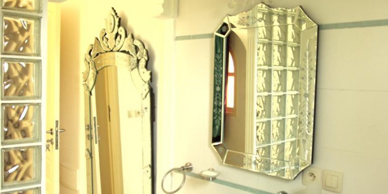 c7cb6d6b-2f10-4ed4-ba90-906b58253ca2