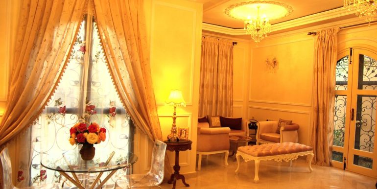 f033cfcc-2c68-4bcb-a241-5ea22f457597