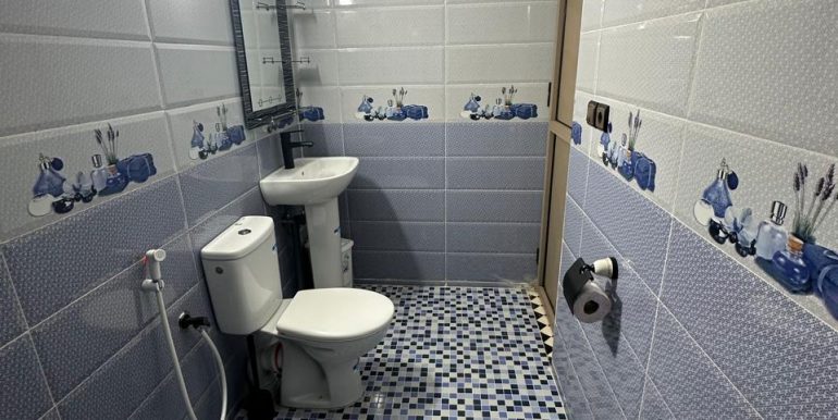 1a583fb5-28e8-4db4-bf4f-8d2f654fbdab