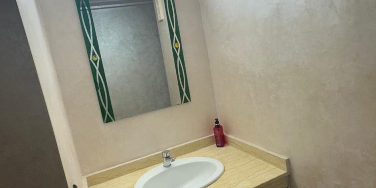 84038c3e-306d-4c09-8c9b-8e4657d50152