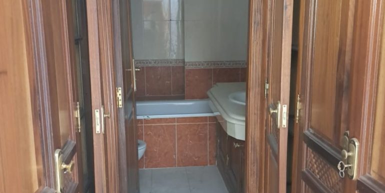 f1ab825e-ead7-4da0-8a64-20a6a1a1772c