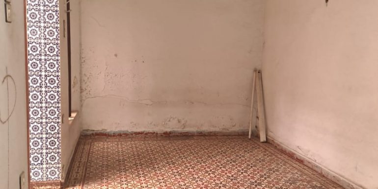 c04cb21f-ac89-493f-bd40-d4761d363601