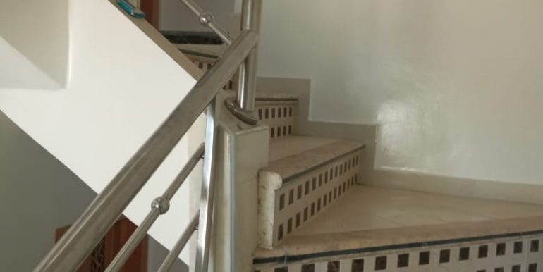 0fce9f07-e5a7-4607-9106-376ba9fe7760