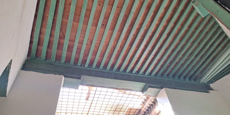 135a9fa8-db94-4b33-8f2b-802060c0f17c