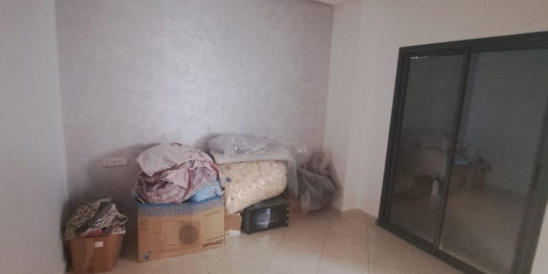 8a1aaf05-f0f8-425a-9579-0a1c8a7b0e15