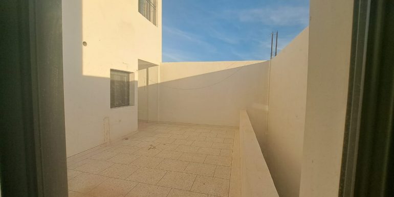 a916cd84-5c9f-495c-abbf-26e4f43cfb9f