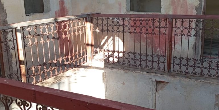 77329669-f645-47d8-b4a1-c094902a14c6