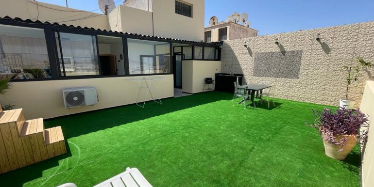 a041e270-4e36-41b3-8c9f-1b615da316cb