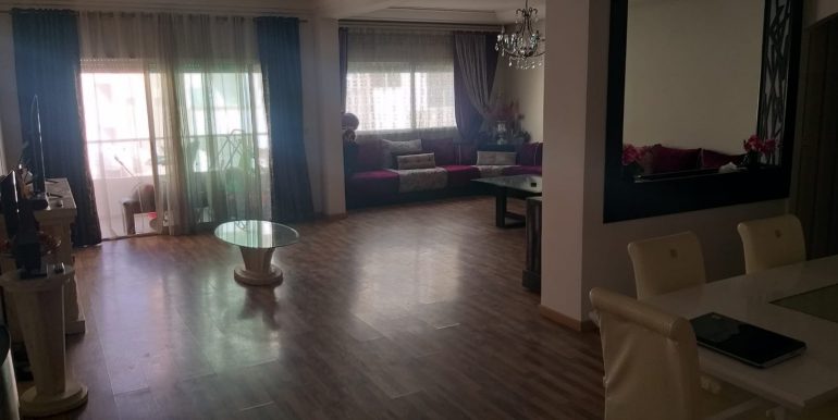 b597f86b-520c-48e8-9004-601af781ed5f