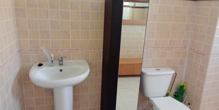 25f5cb78-2bc0-47c6-8939-a0dbeab4c5e1