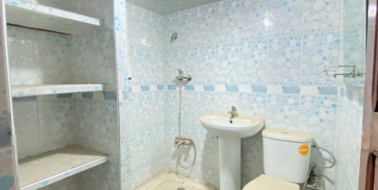 70ba79a9-6a25-4553-9df8-fd85d21e1aa2