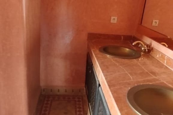 cfb94e5b-855d-4826-ae98-822c872512e1