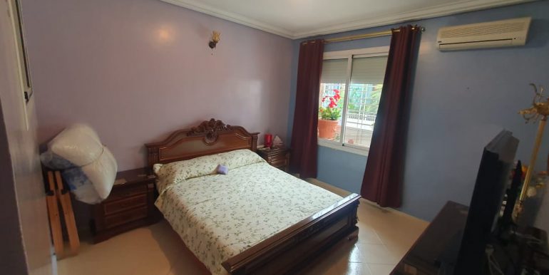 6a899a95-158a-464e-887d-5951fba8849f