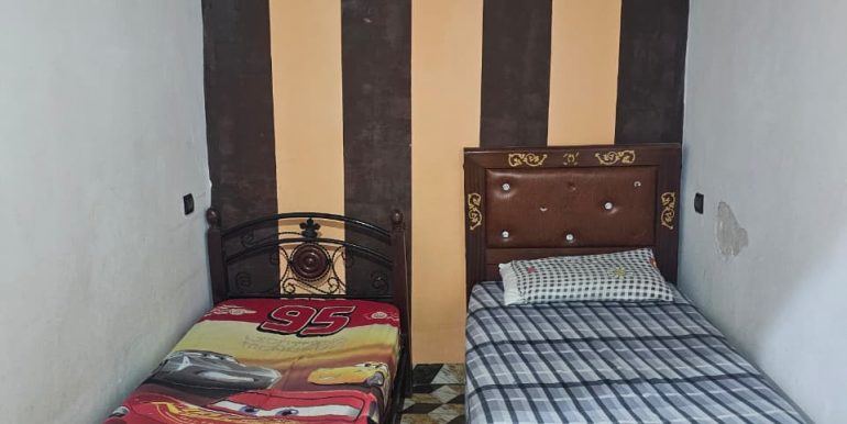 1763a7b9-ca2e-45b7-9792-f34d35429c0f