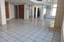 Locale commercial à vendre clé