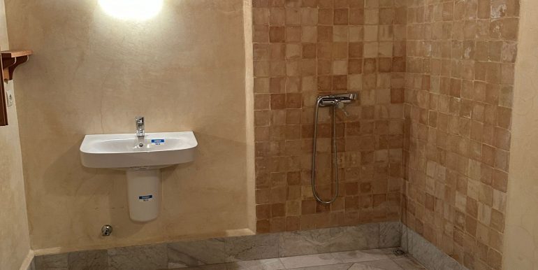 09012f0d-e54e-4c06-a455-47b34506b6b0