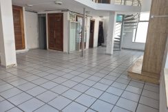 Locale commercial à vendre clé